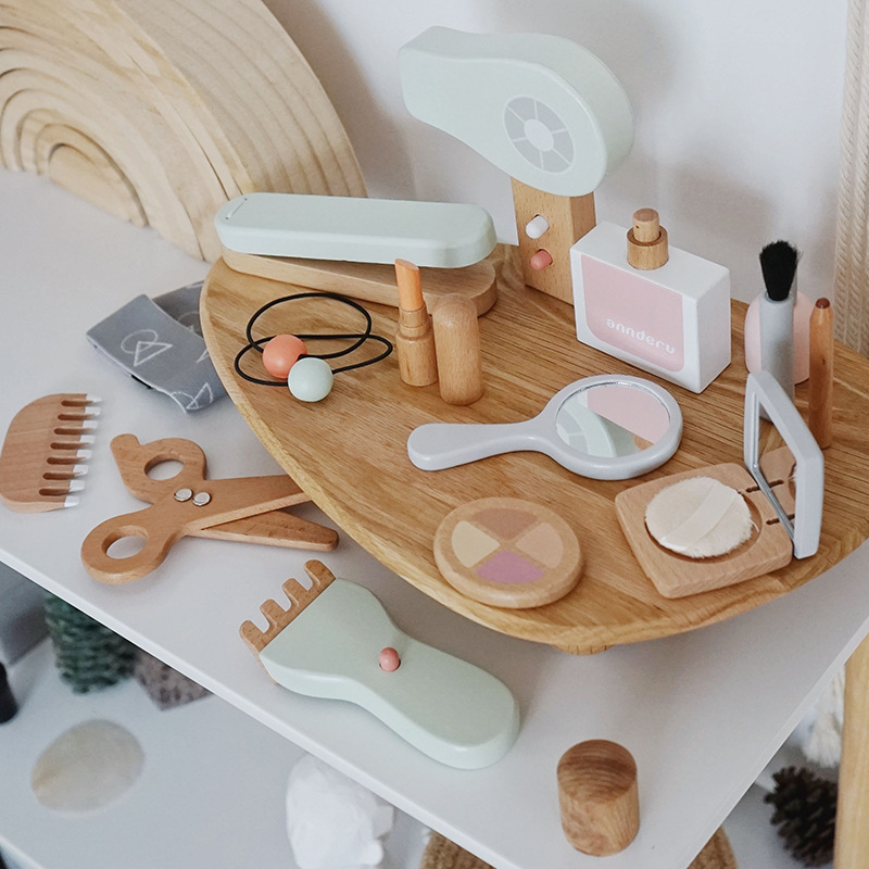 Novas crianças de madeira simu - Makeup Beauty Makeup Game avaliação e preço